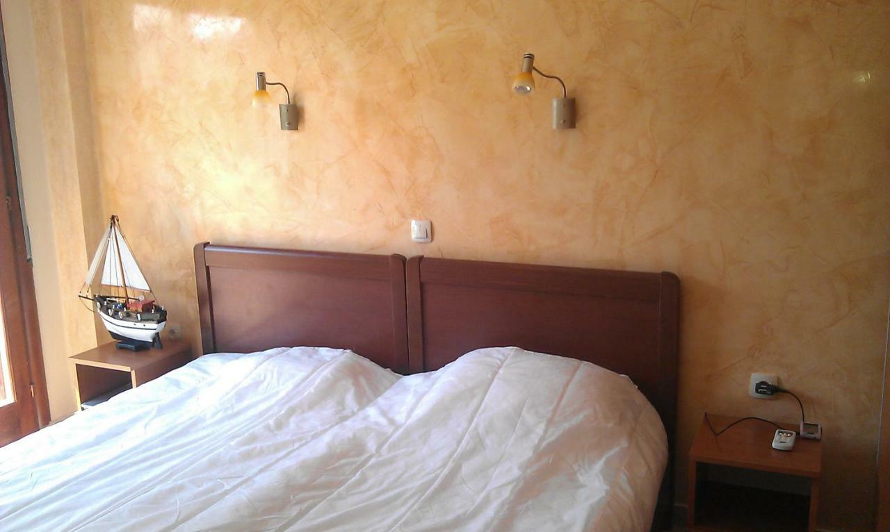Apartment 60M From Sea! Nea Kallikrateia ภายนอก รูปภาพ